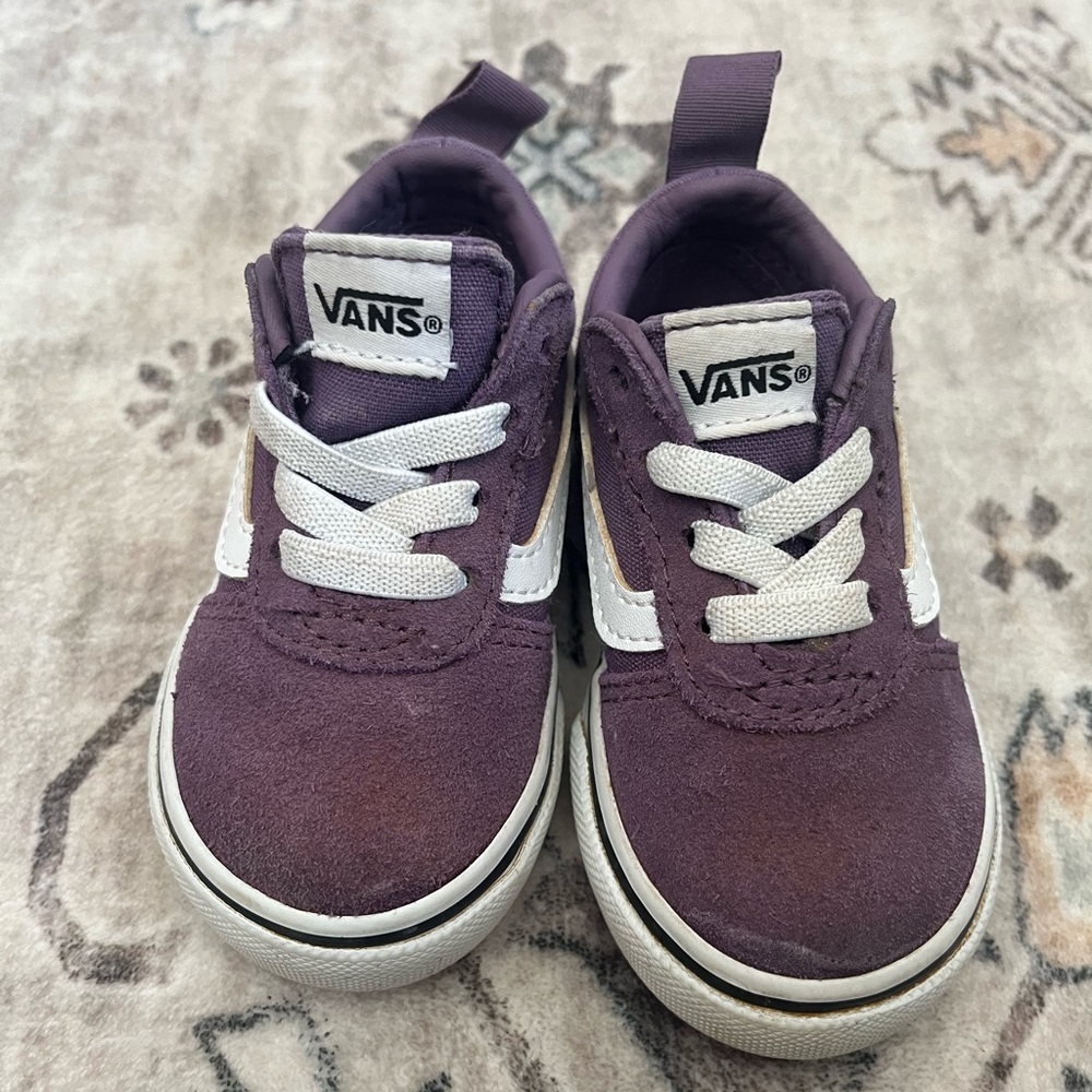 Vans Kids Sneakers in Purple and White